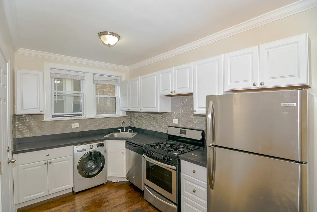 3819 N Greenview Ave, ,  60613, USA 60613-unit#1E-Chicago-IL