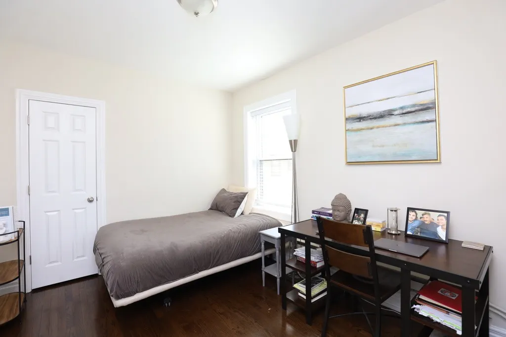 3823 N Greenview Ave, , 60613, USA 60613-unit#3W-Chicago-IL