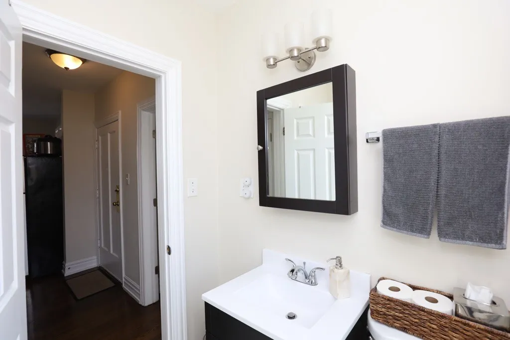 3823 N Greenview Ave, , 60613, USA 60613-unit#3W-Chicago-IL