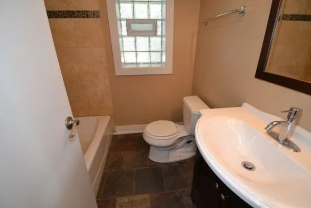 3023 N Oakley Ave, , 60618, USA 60618-unit#G-Chicago-IL