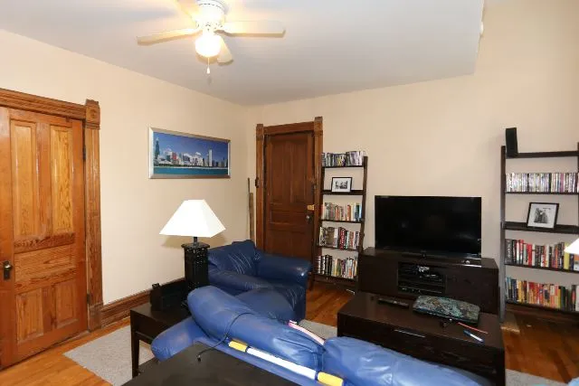 2057 W Roscoe St, , 60618, USA 60618-unit#1-Chicago-IL