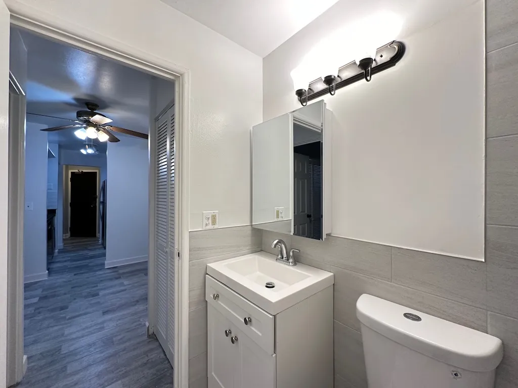 3825 N Pine Grove Ave, , 60613, USA 60613-unit#210-Chicago-IL