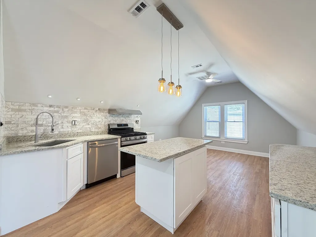 1721 W Nelson St, , 60657, USA 60657-unit#CH 3-Chicago-IL