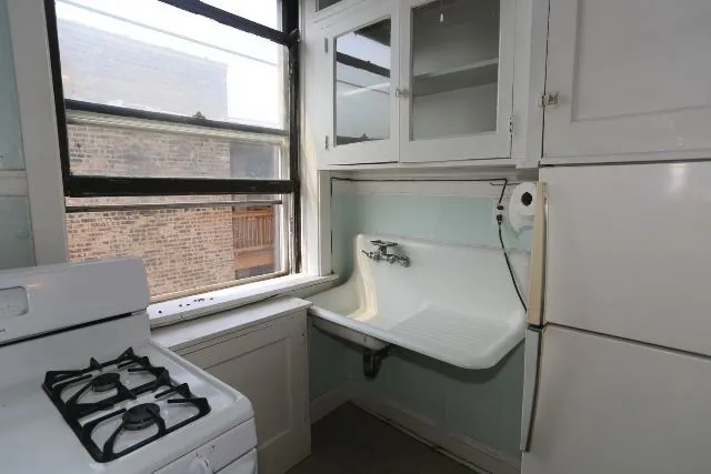 1923 W Winnemac Ave, ,  60640, USA 60640-unit#3-Chicago-IL