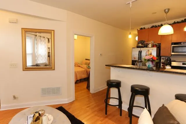 1738 W Altgeld St, ,  60614, USA 60614-unit#1F-Chicago-IL
