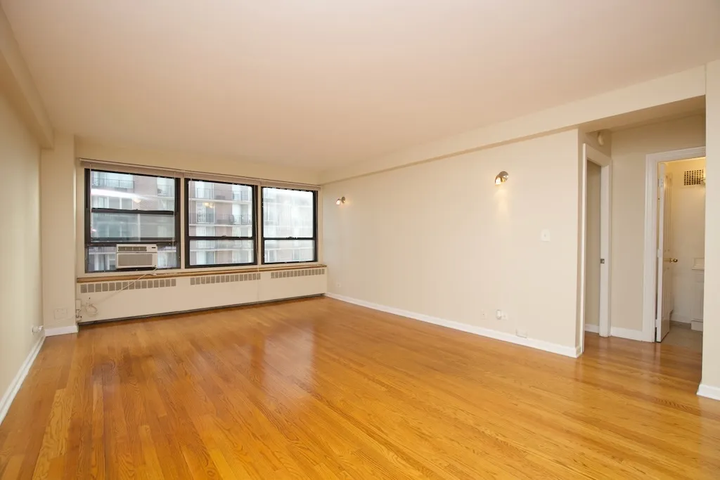 4180 N Marine Dr, ,  60613, USA 60613-unit#1301-Chicago-IL