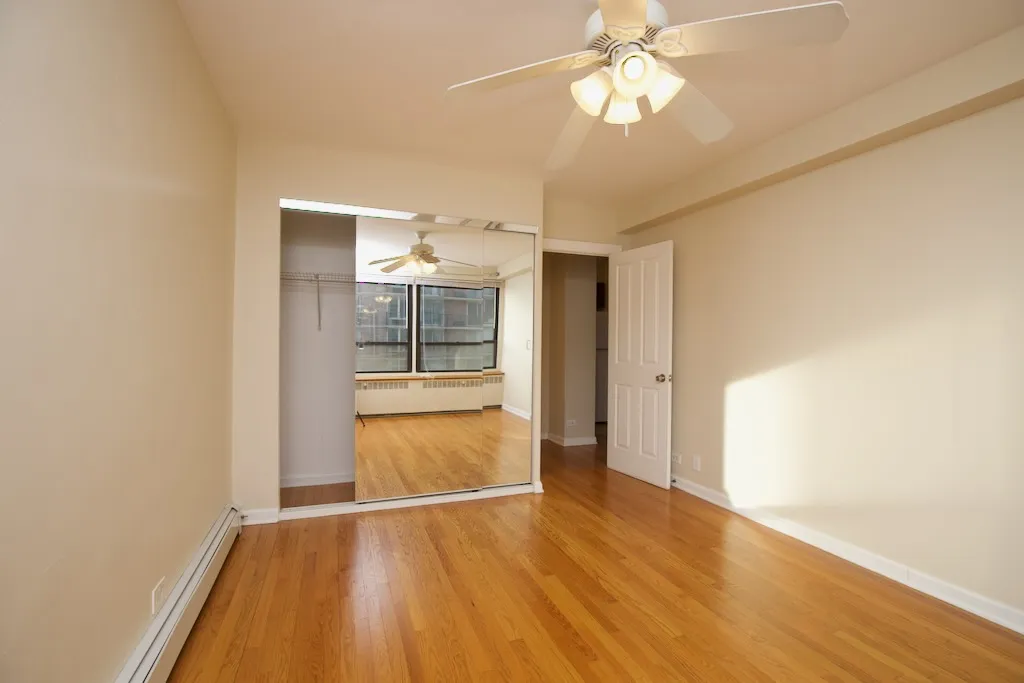4180 N Marine Dr, ,  60613, USA 60613-unit#1301-Chicago-IL