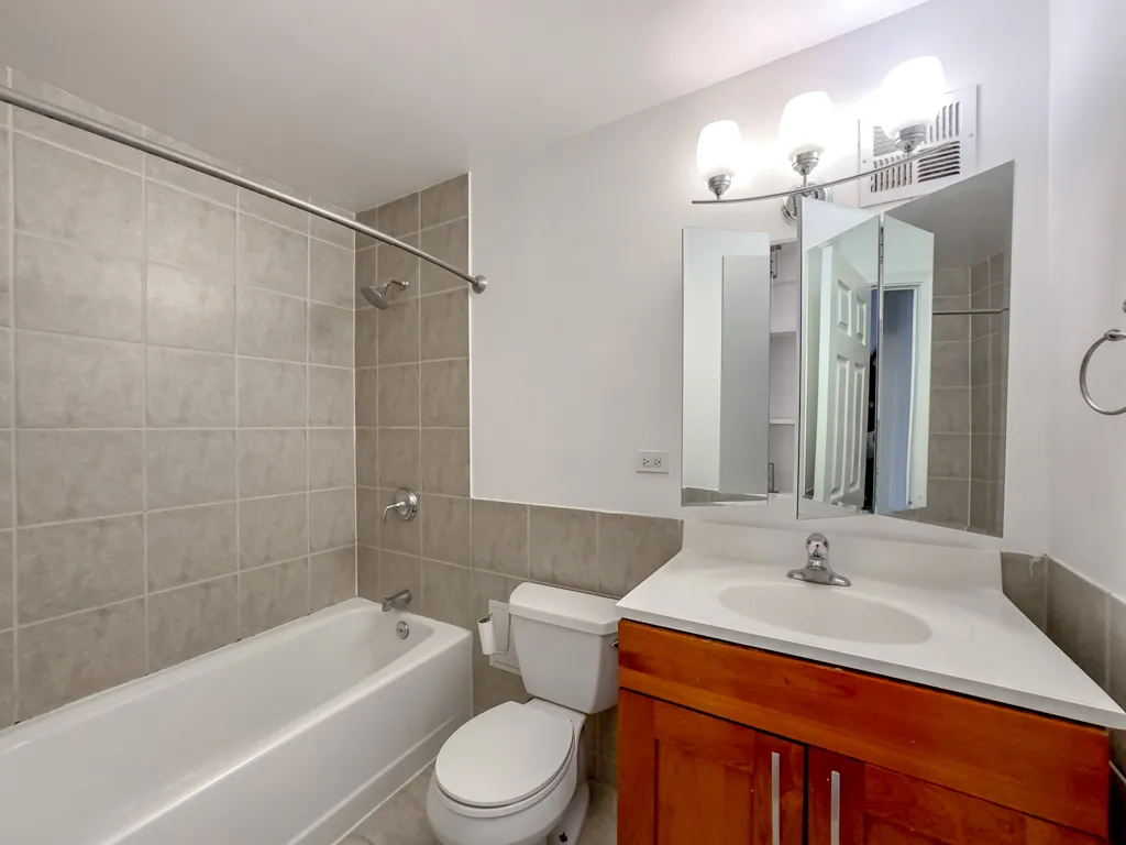 4180 N Marine Dr, ,  60613, USA 60613-unit#1612-Chicago-IL