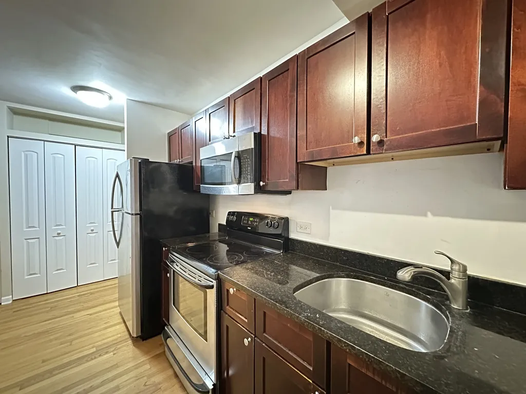 4180 N Marine Dr, , 60613, USA 60613-unit#1404-Chicago-IL