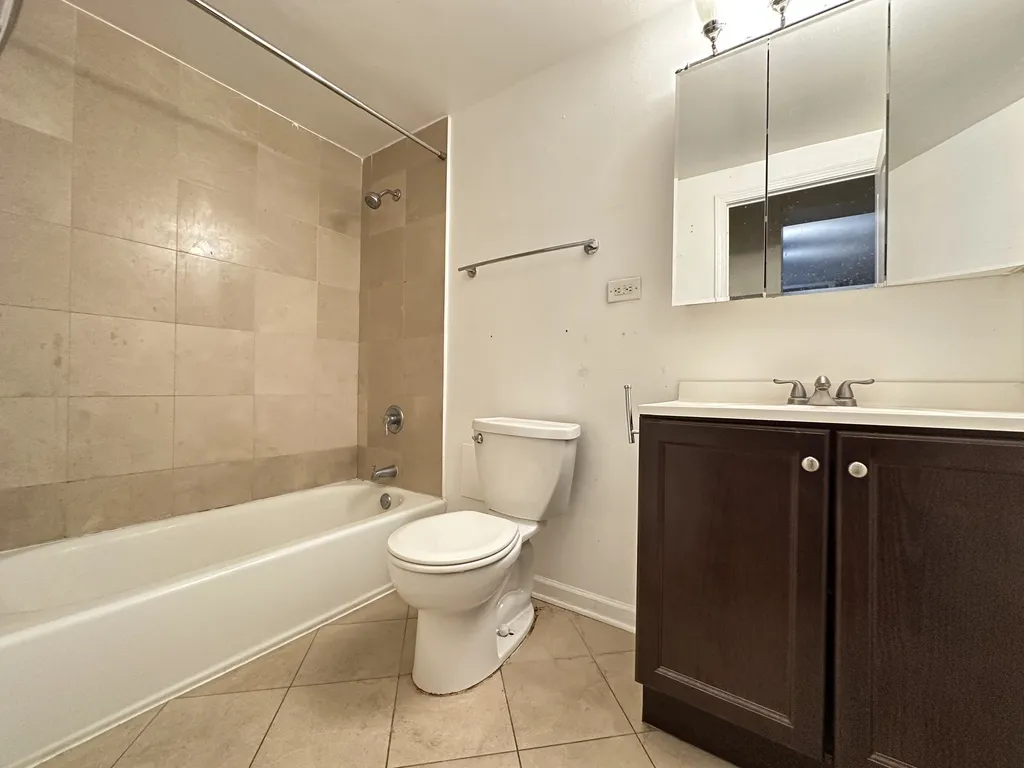 4180 N Marine Dr, , 60613, USA 60613-unit#1404-Chicago-IL