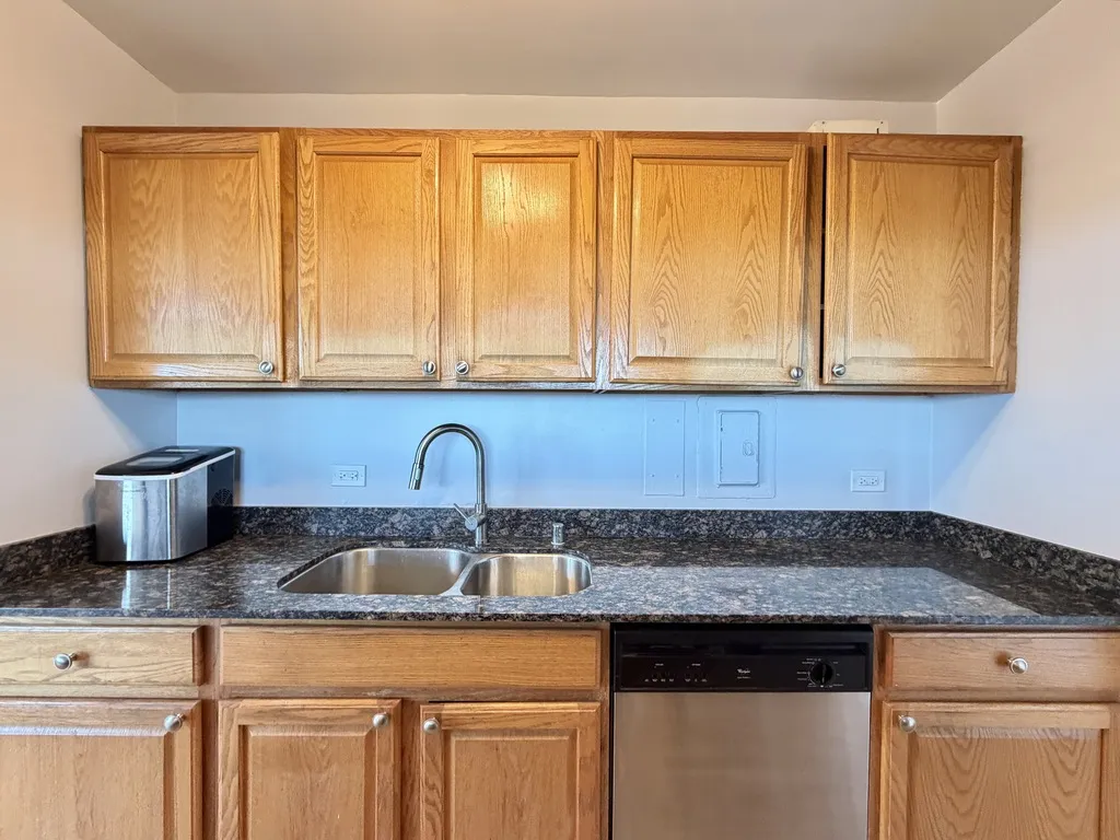 4180 N Marine Dr, , 60613, USA 60613-unit#1105-Chicago-IL