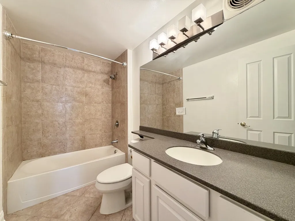 4180 N Marine Dr, , 60613, USA 60613-unit#1105-Chicago-IL