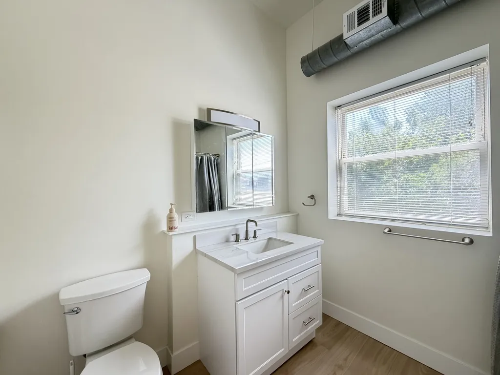 3138 N Lincoln Ave, ,  60657, USA 60657-unit#1R-Chicago-IL