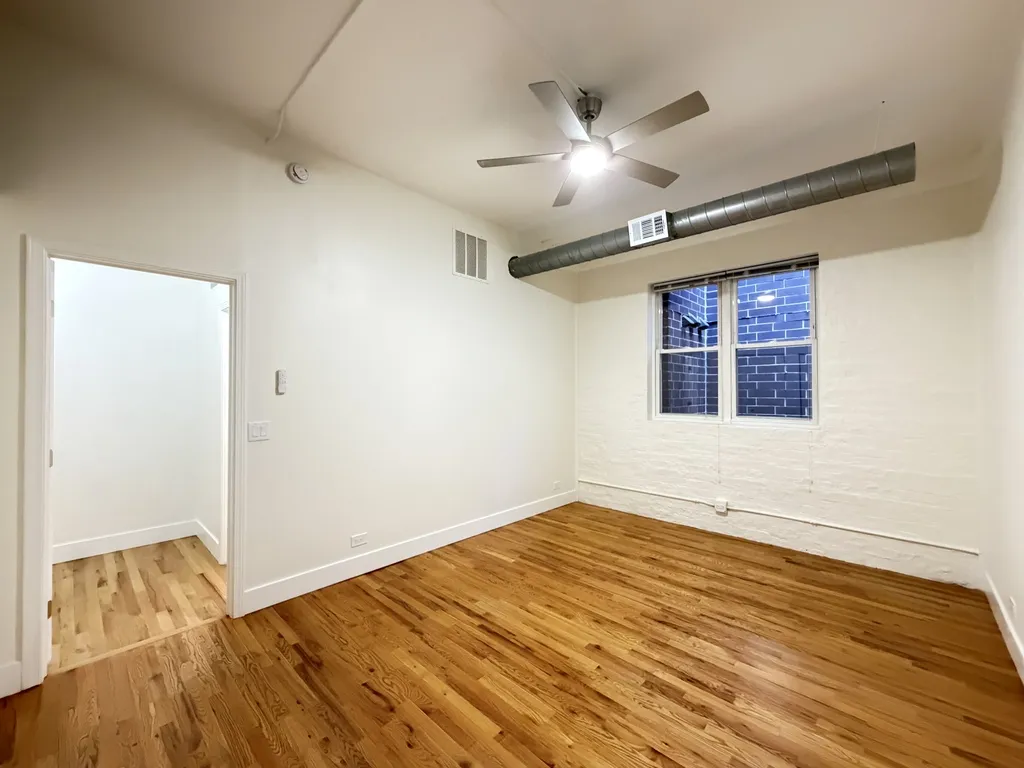 3138 N Lincoln Ave, ,  60657, USA 60657-unit#1R-Chicago-IL
