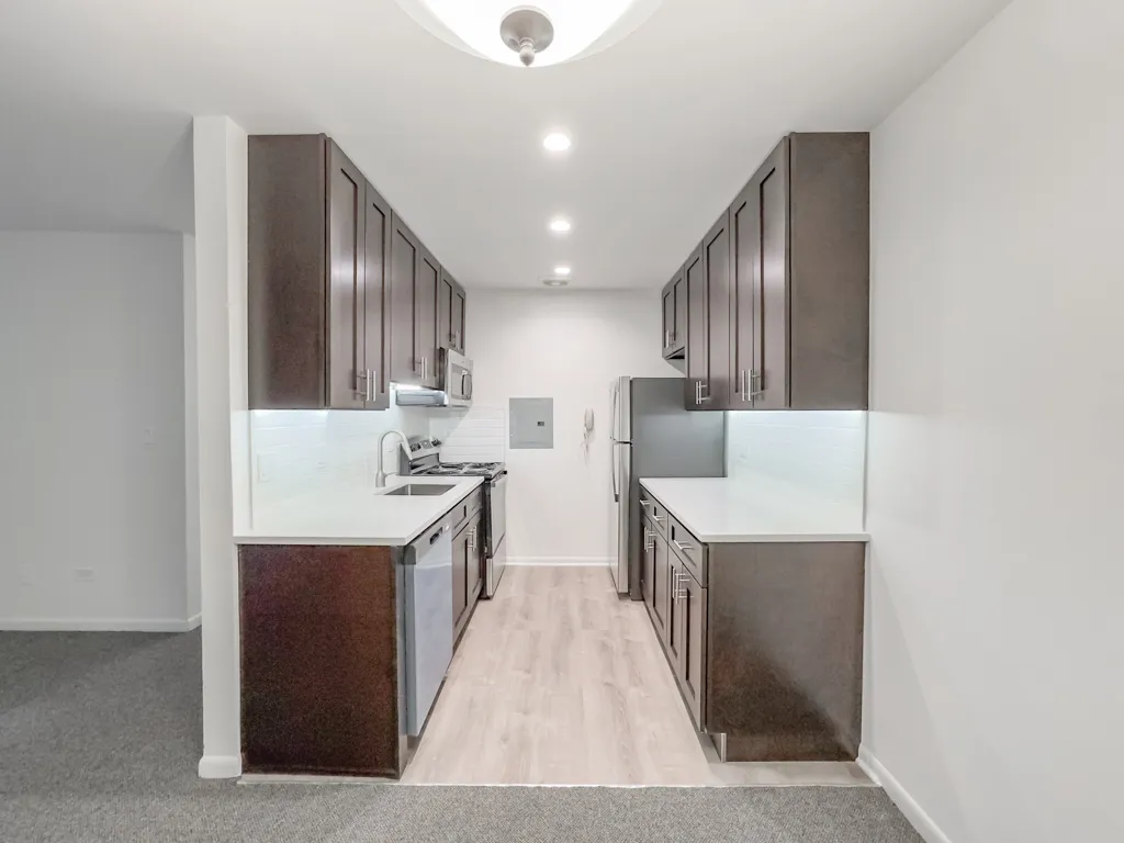 520 W Aldine Ave, , 60657, USA 60657-unit#207-Chicago-IL