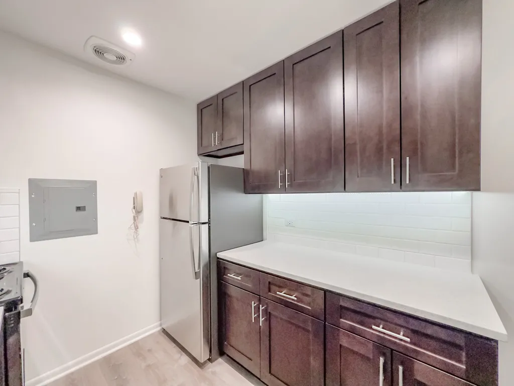 520 W Aldine Ave, , 60657, USA 60657-unit#207-Chicago-IL