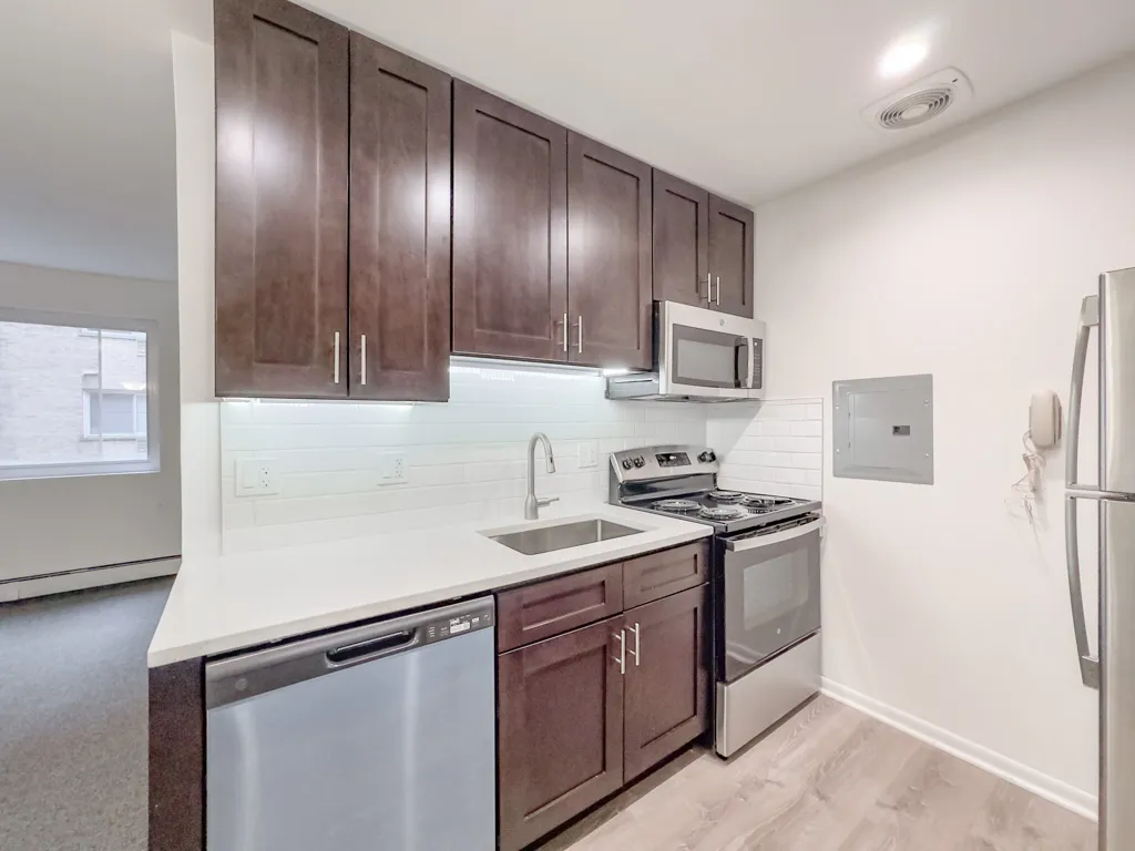 520 W Aldine Ave, , 60657, USA 60657-unit#207-Chicago-IL