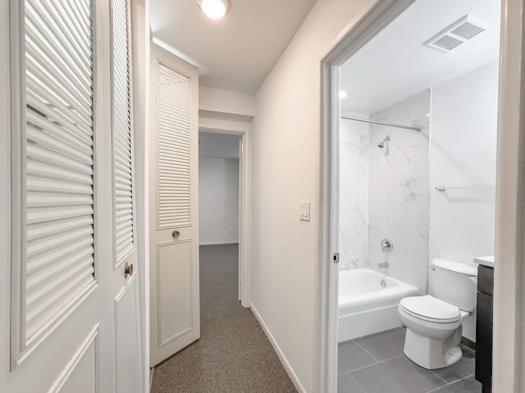520 W Aldine Ave, , 60657, USA 60657-unit#207-Chicago-IL