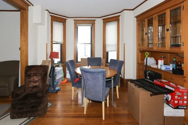 1358 W Barry Ave, ,  60657, USA 60657-unit#2W-Chicago-IL