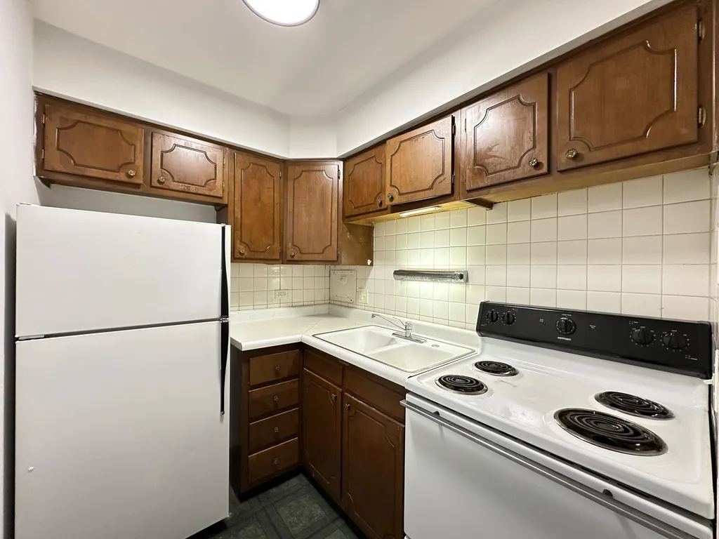 520 W Aldine Ave, , 60657, USA 60657-unit#512-Chicago-IL