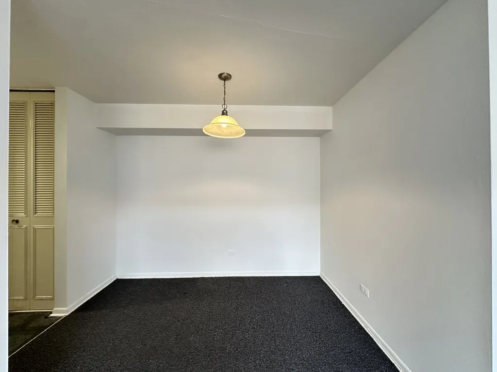 520 W Aldine Ave, , 60657, USA 60657-unit#512-Chicago-IL