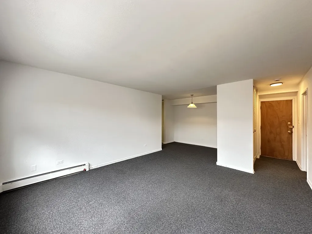 520 W Aldine Ave, , 60657, USA 60657-unit#512-Chicago-IL