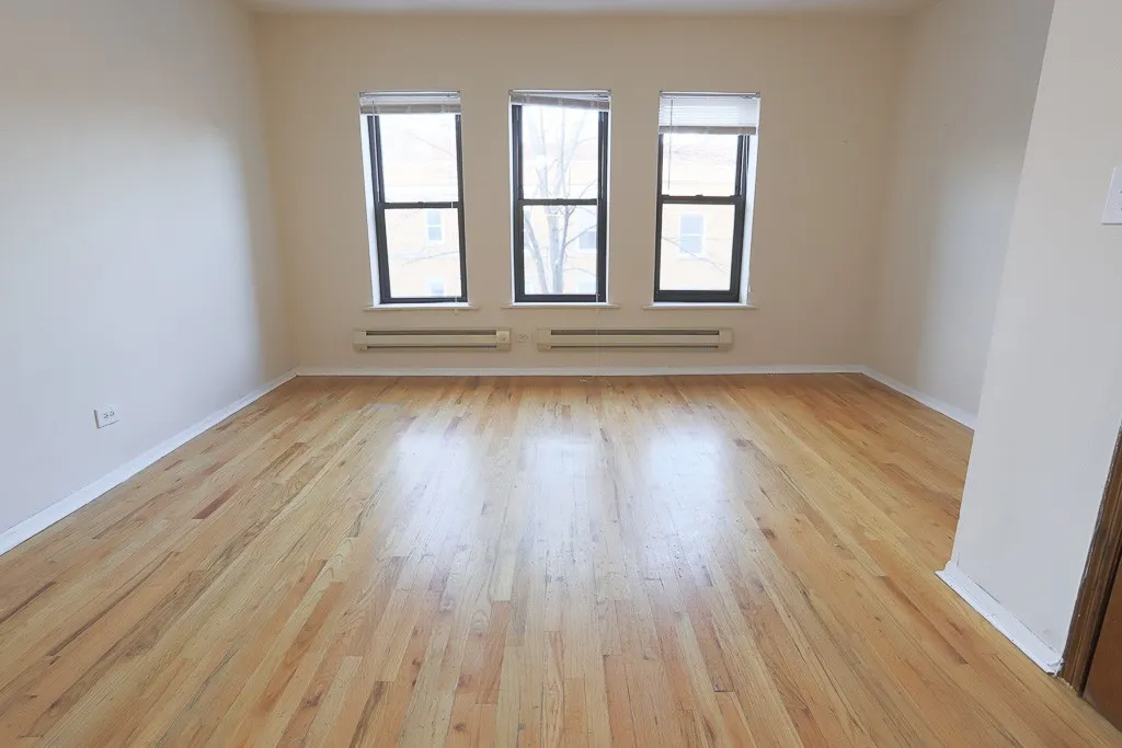 823 W Cornelia Ave, ,  60657, USA 60657-unit#318-Chicago-IL