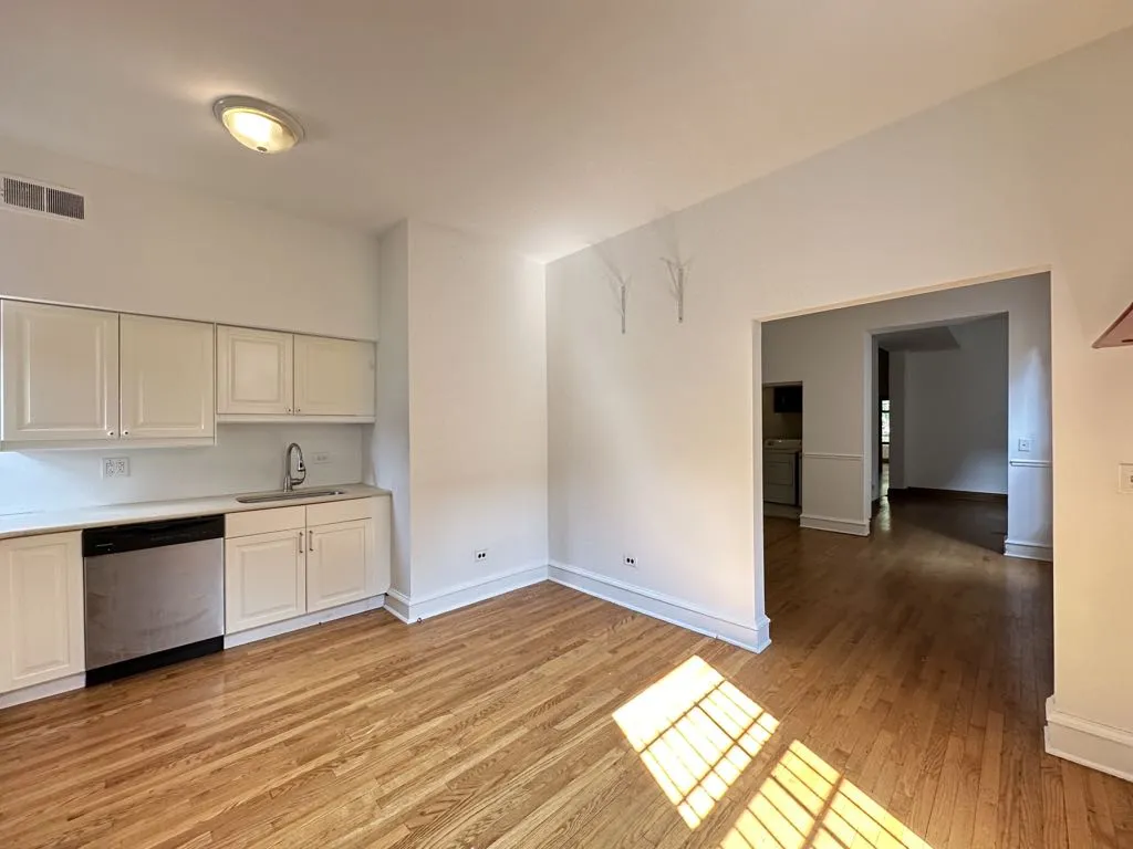 N LaSalle St, , , USA 60610-unit#2-Chicago-IL