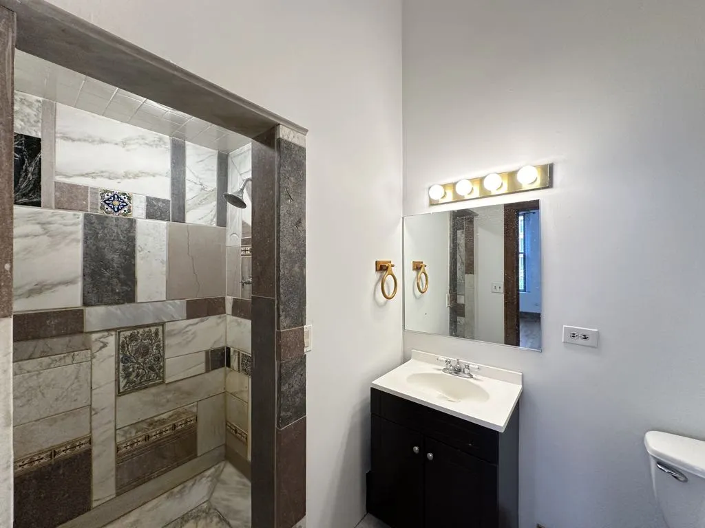 N LaSalle St, , , USA 60610-unit#2-Chicago-IL