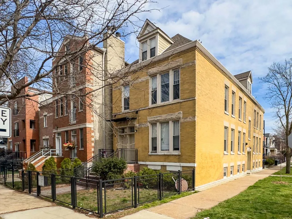 2835 N Damen Ave, , 60618, USA 60657-unit#1R-Chicago-IL
