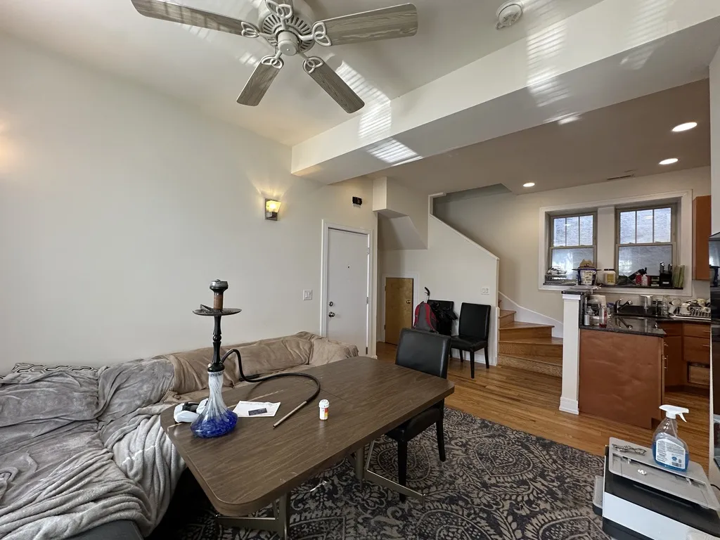 2835 N Damen Ave, ,  60618, USA 60657-unit#2R-Chicago-IL
