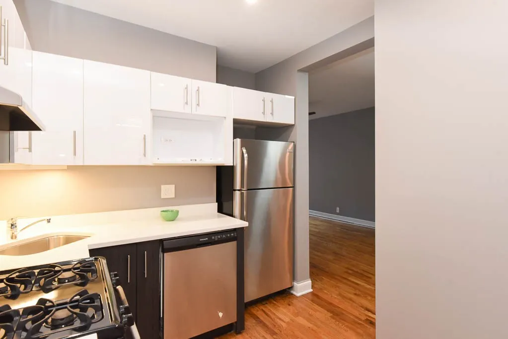 629 W Cornelia Ave, , 60657, USA 60657-unit#2S-Chicago-IL