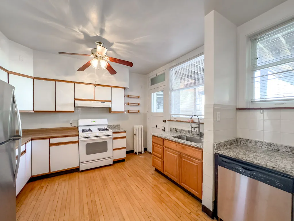 6300 N Glenwood Ave, ,  60660, USA 60660-unit#2-Chicago-IL