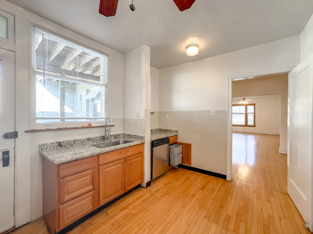 6300 N Glenwood Ave, ,  60660, USA 60660-unit#2-Chicago-IL