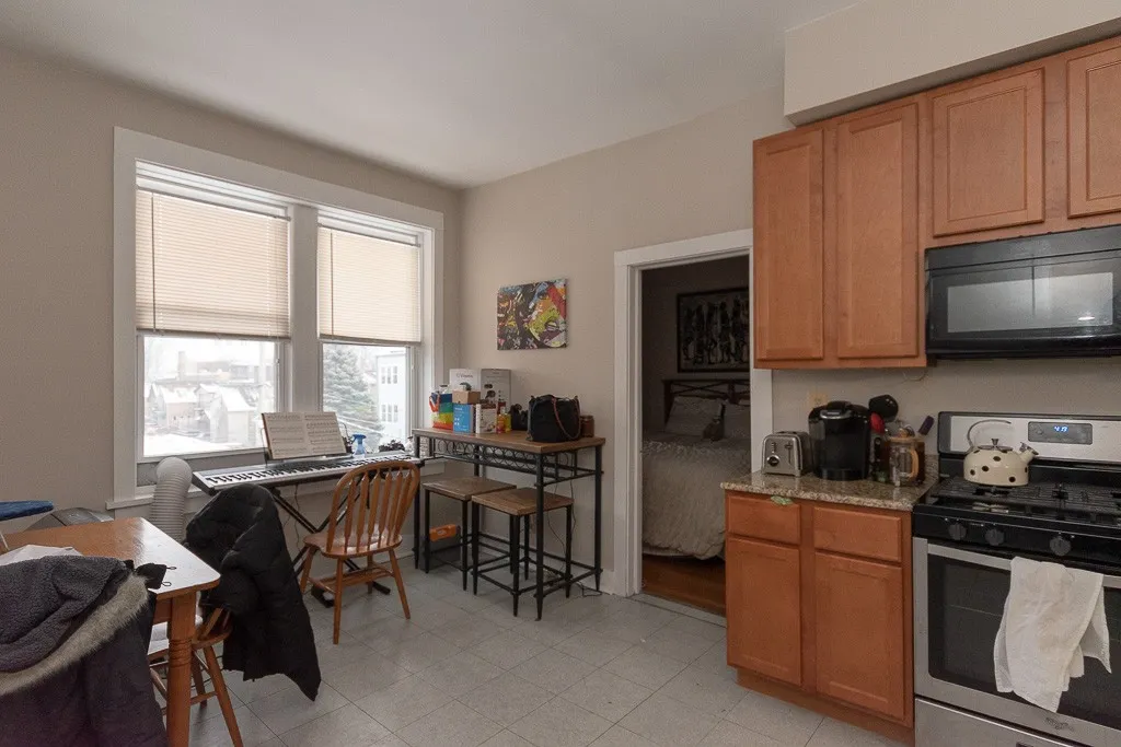 949 N Hoyne Ave, ,  60622, USA 60622-unit#3-Chicago-IL
