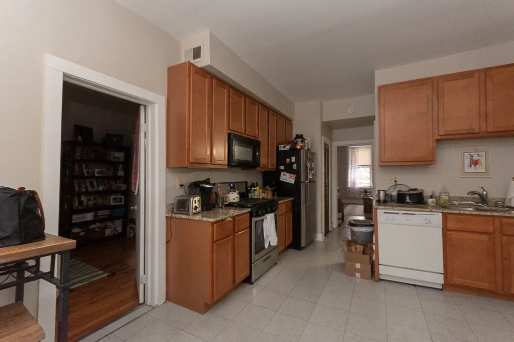 949 N Hoyne Ave, ,  60622, USA 60622-unit#3-Chicago-IL