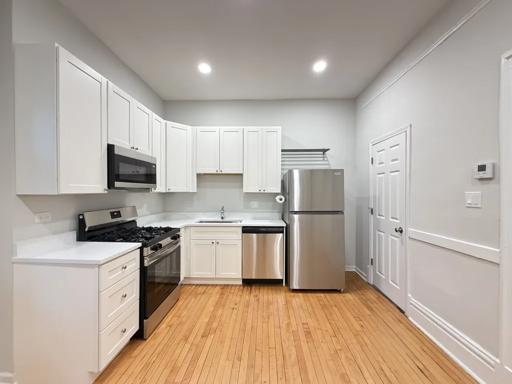 1009 N Sacramento Ave, , 60622, USA 60622-unit#1R-Chicago-IL