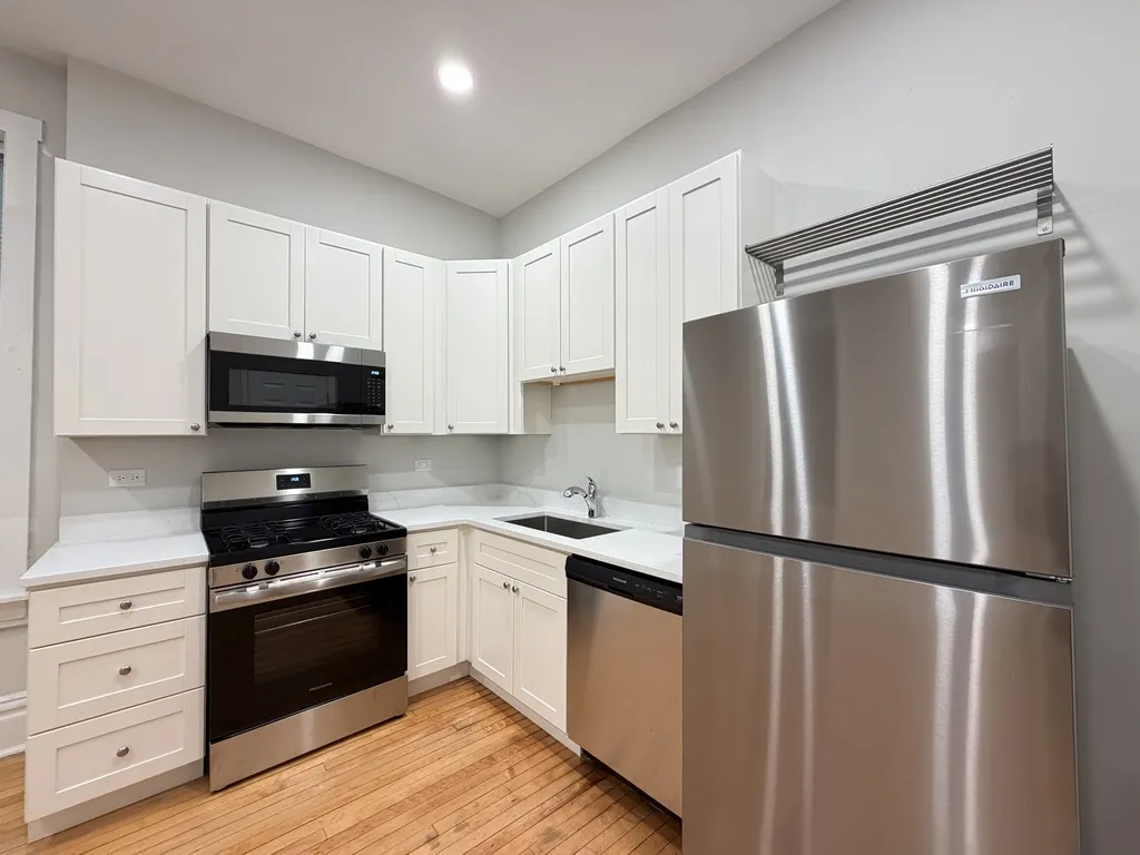 1009 N Sacramento Ave, , 60622, USA 60622-unit#1R-Chicago-IL