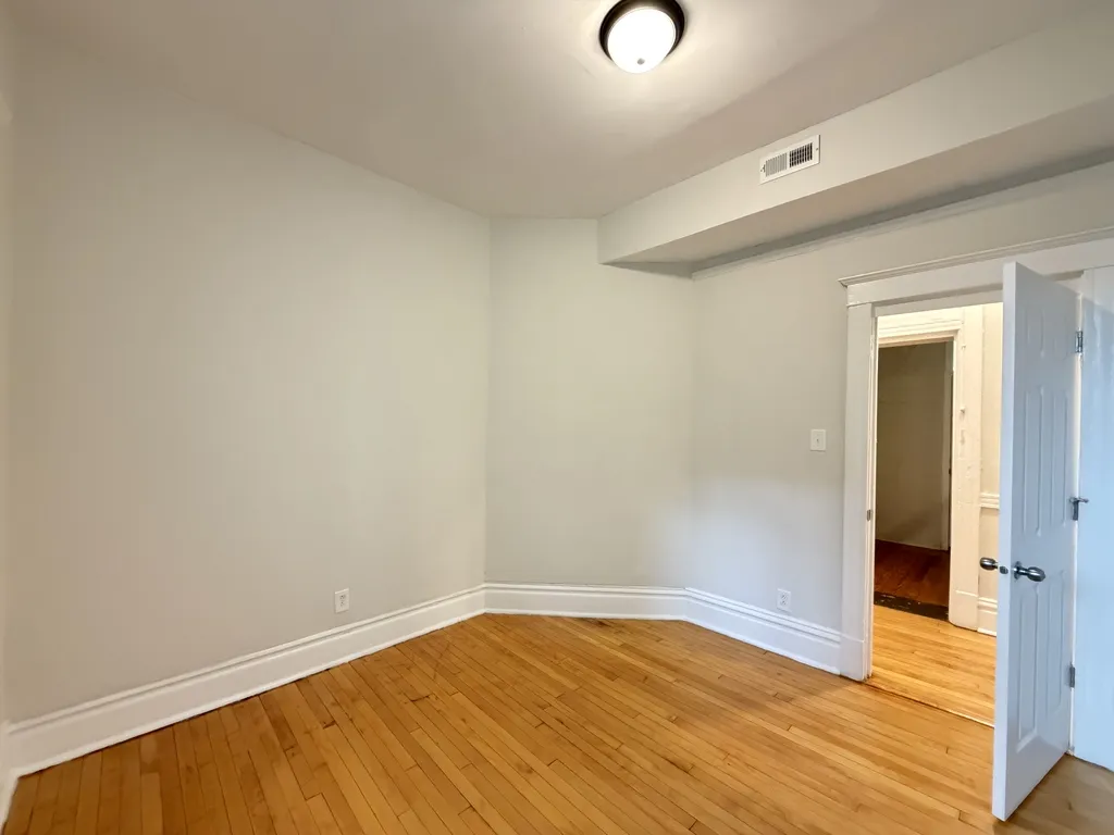 1009 N Sacramento Ave, , 60622, USA 60622-unit#1R-Chicago-IL