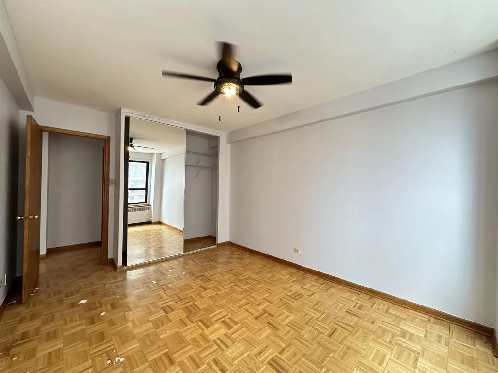 4180 N Marine Dr, , 60613, USA 60613-unit#902-Chicago-IL