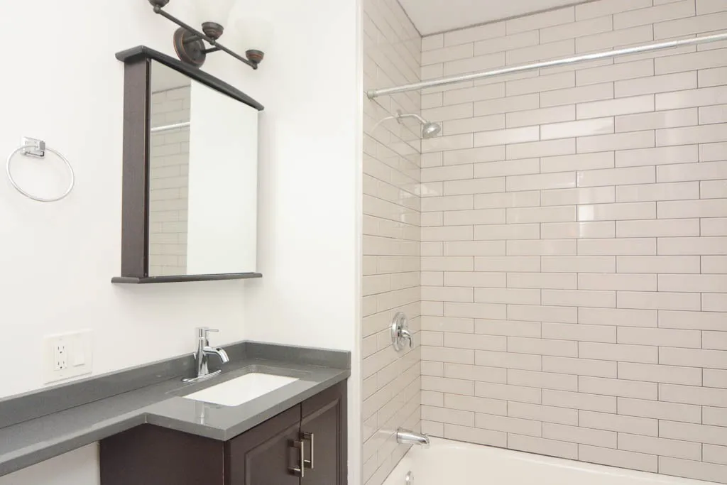 815 W Cornelia Ave, ,  60657, USA 60657-unit#101-Chicago-IL