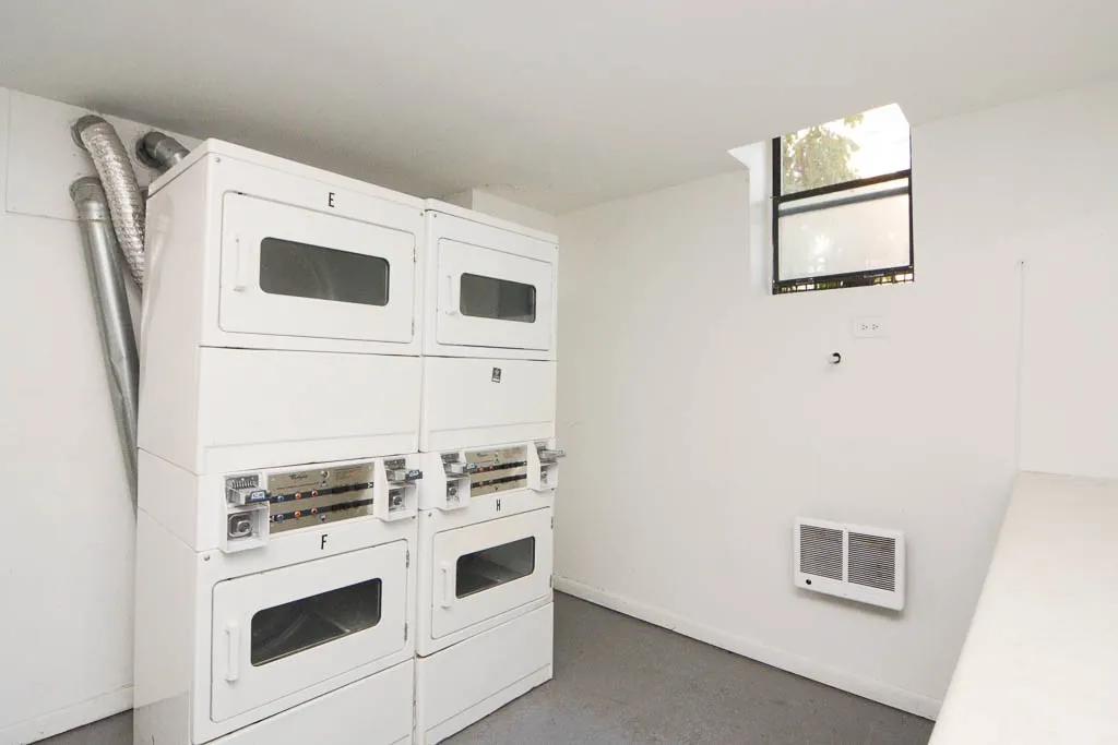 815 W Cornelia Ave, ,  60657, USA 60657-unit#101-Chicago-IL