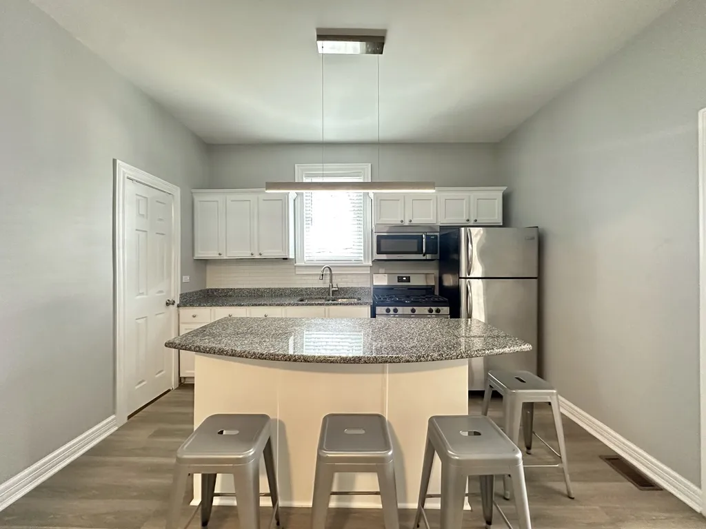 1622 N Campbell Ave, ,  60647, USA 60647-unit#CH-Chicago-IL