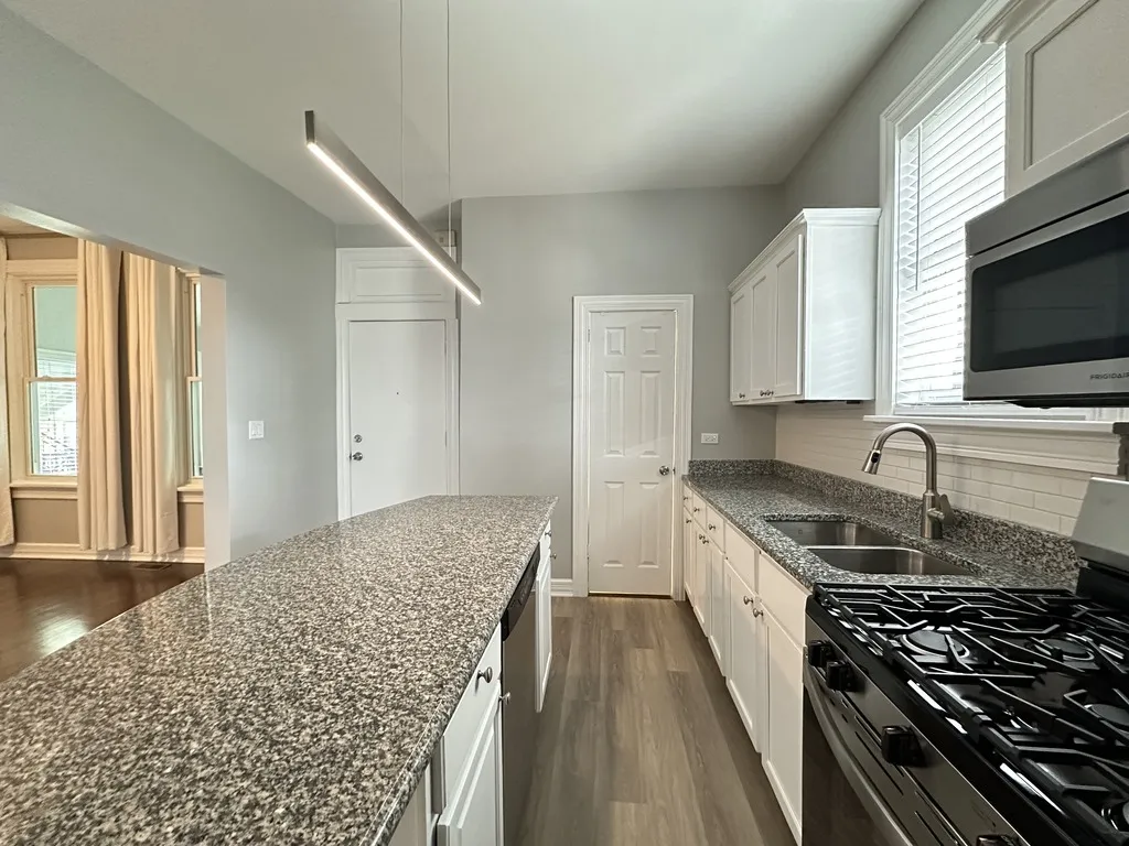 1622 N Campbell Ave, ,  60647, USA 60647-unit#CH-Chicago-IL