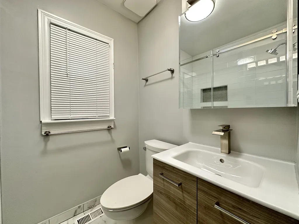 1622 N Campbell Ave, ,  60647, USA 60647-unit#CH-Chicago-IL