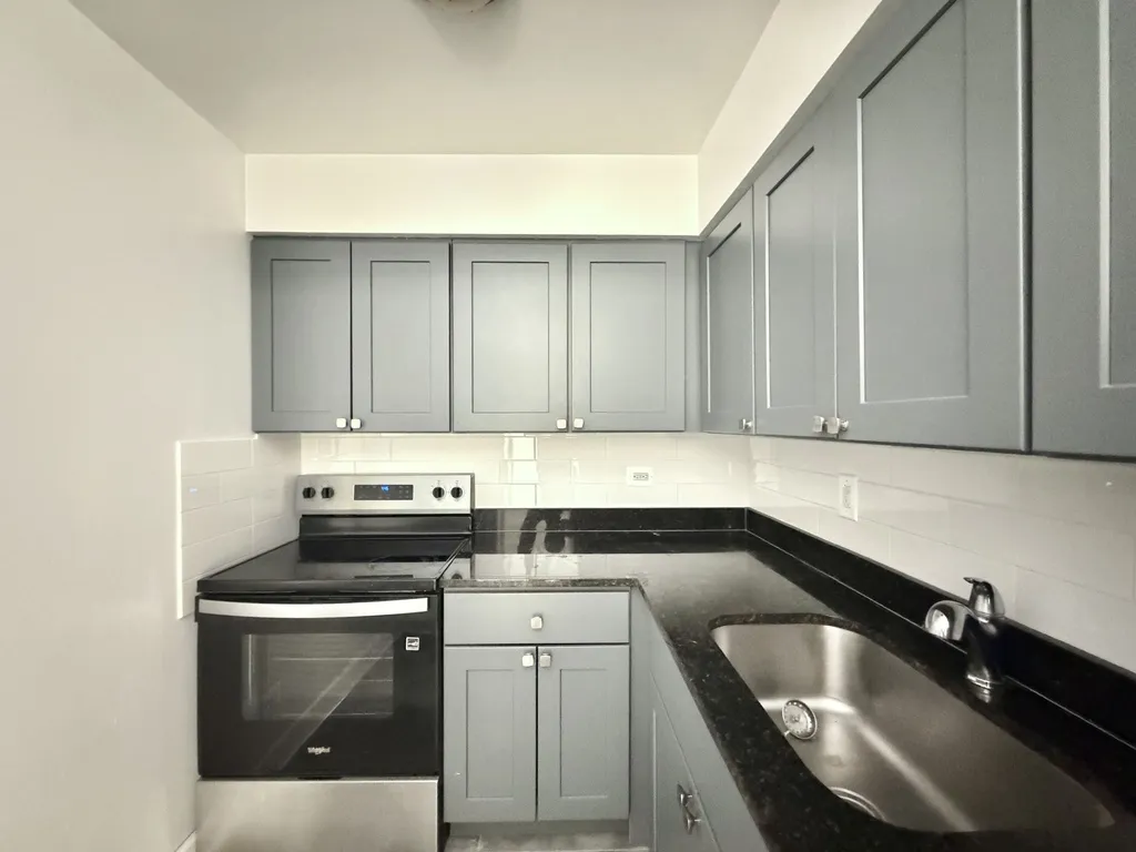 3825 N Pine Grove Ave, ,  60613, USA 60613-unit#506-Chicago-IL