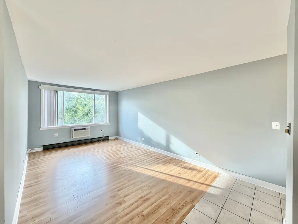 3825 N Pine Grove Ave, ,  60613, USA 60613-unit#506-Chicago-IL