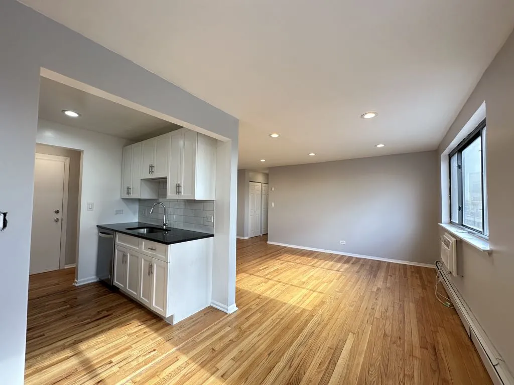 6954 N Sheridan Rd, ,  60626, USA 60626-unit#520-Chicago-IL