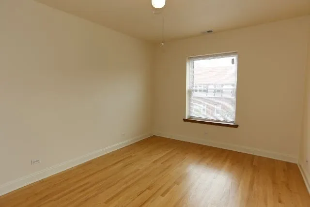 1010 W Sunnyside Ave, , 60640, USA 60613-unit#3-Chicago-IL