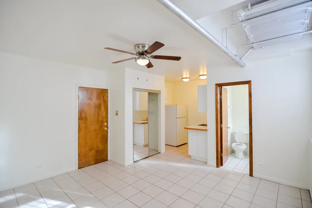4241 N Kenmore Ave, ,  60613, USA 60613-unit#G6-Chicago-IL